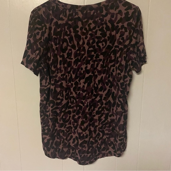 Pink Victoria Secret Animal Print Shirt Womens Size Large Purple Short Sleeve - Picture 7 of 7